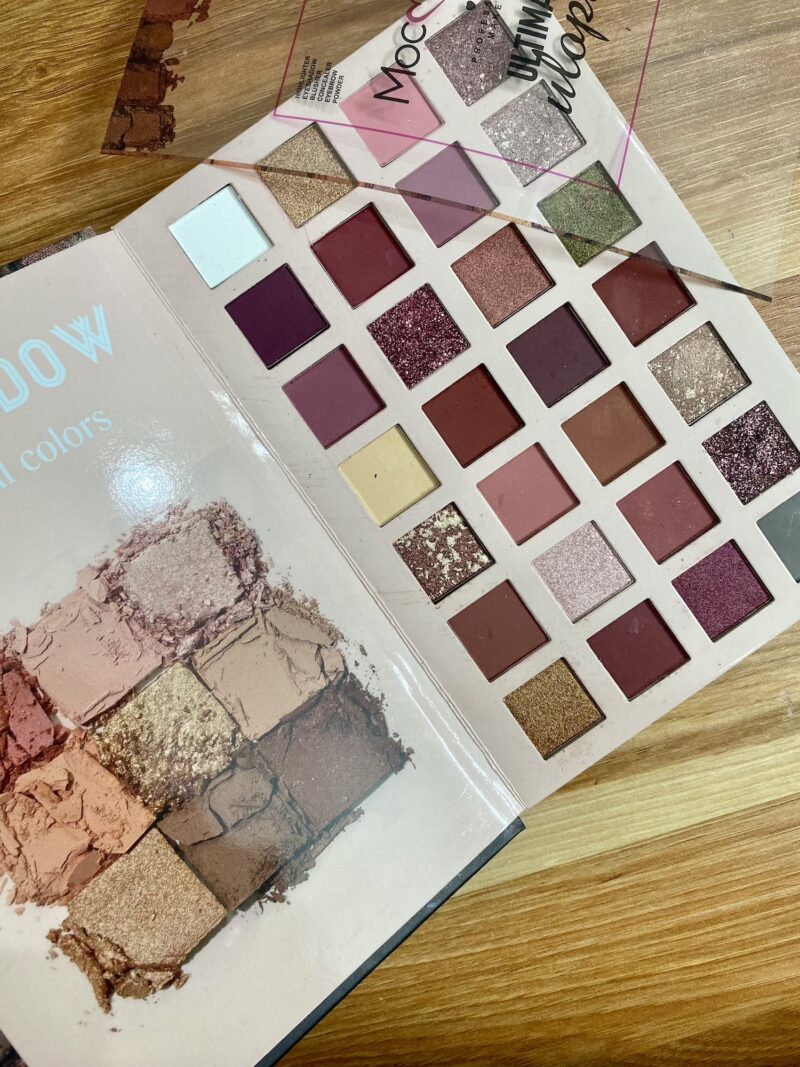 Mocallure 4 In 1 Eyeshadow Palette Book